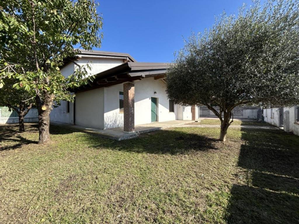 Villa a Isola della scala - Foto 5