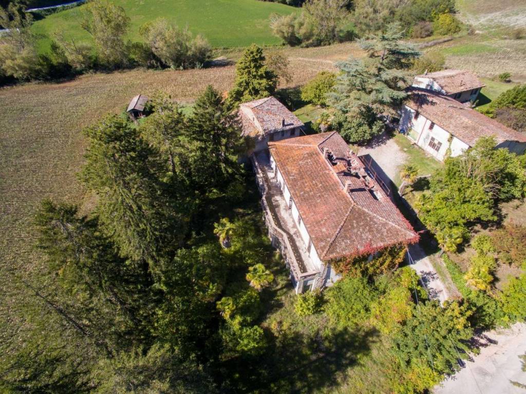 Rustico / casale a Sant'angelo in vado in Via Paradiso - Foto 4
