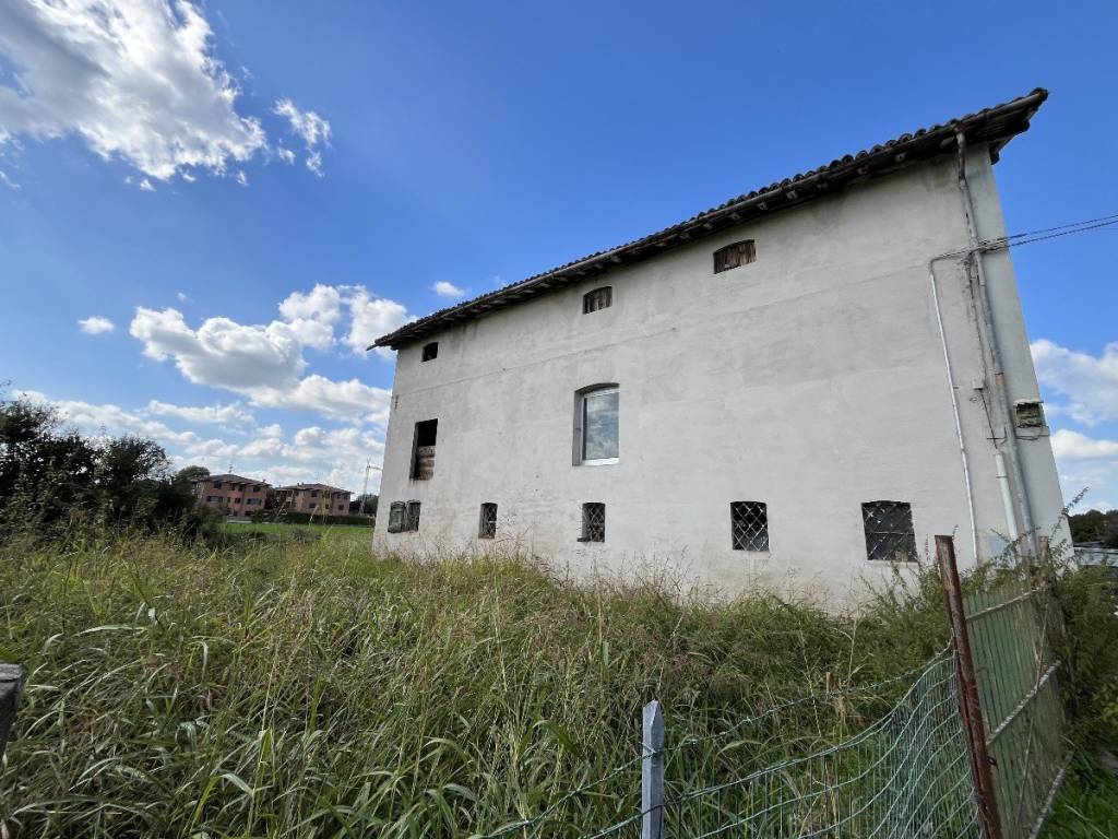 Rustico / casale a Reggio emilia - Foto 2