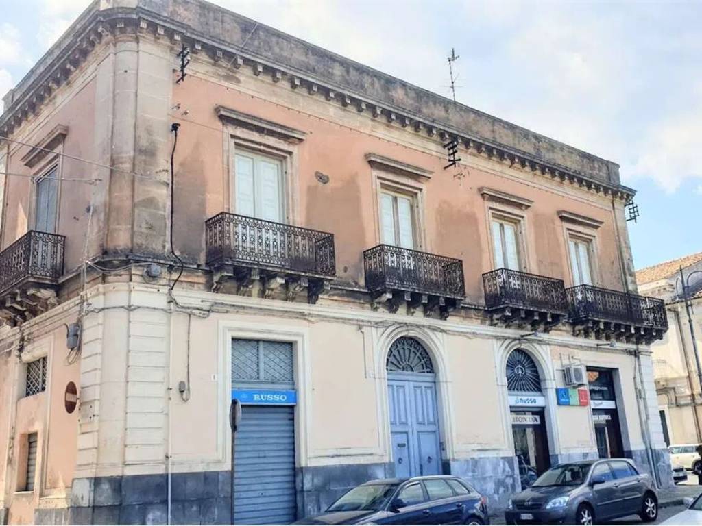 Palazzo / stabile a Giarre in Piazza Regina Margherita, 10 - Foto 5