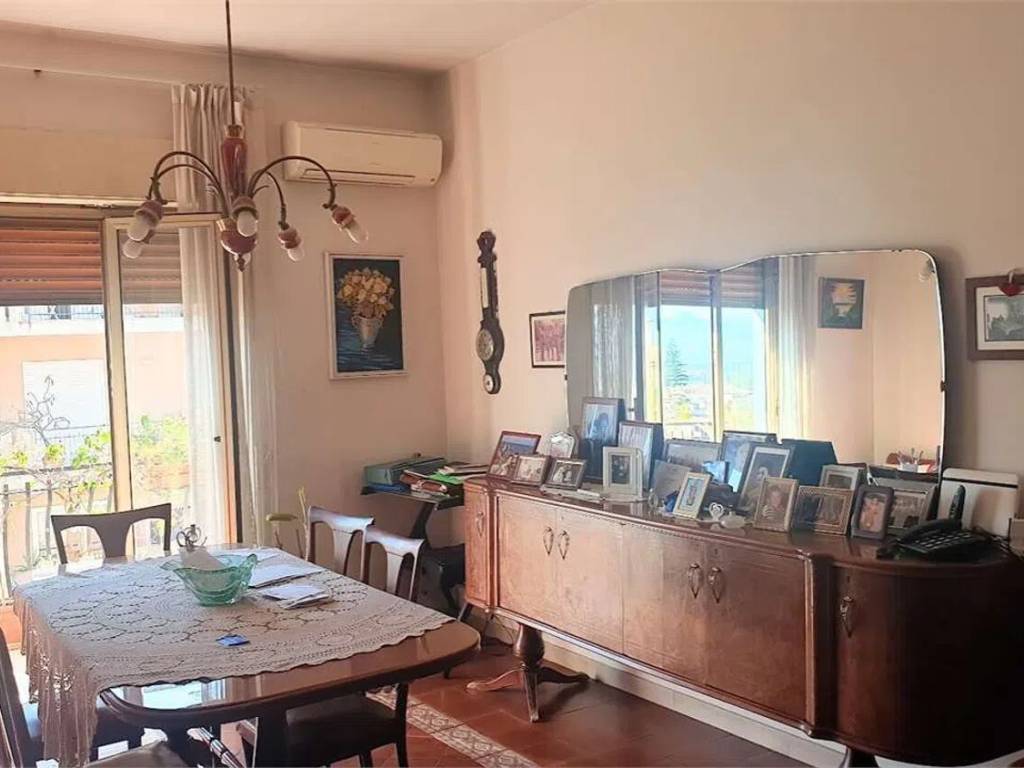 Appartamento a Giarre in Via Arturo Toscanini, 27 - Foto 2