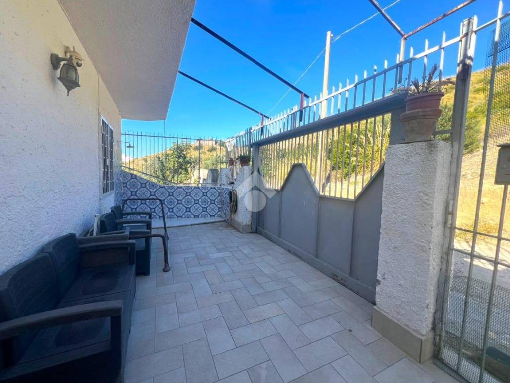 Appartamento a Mondragone in Via degli uliveti - Foto 3