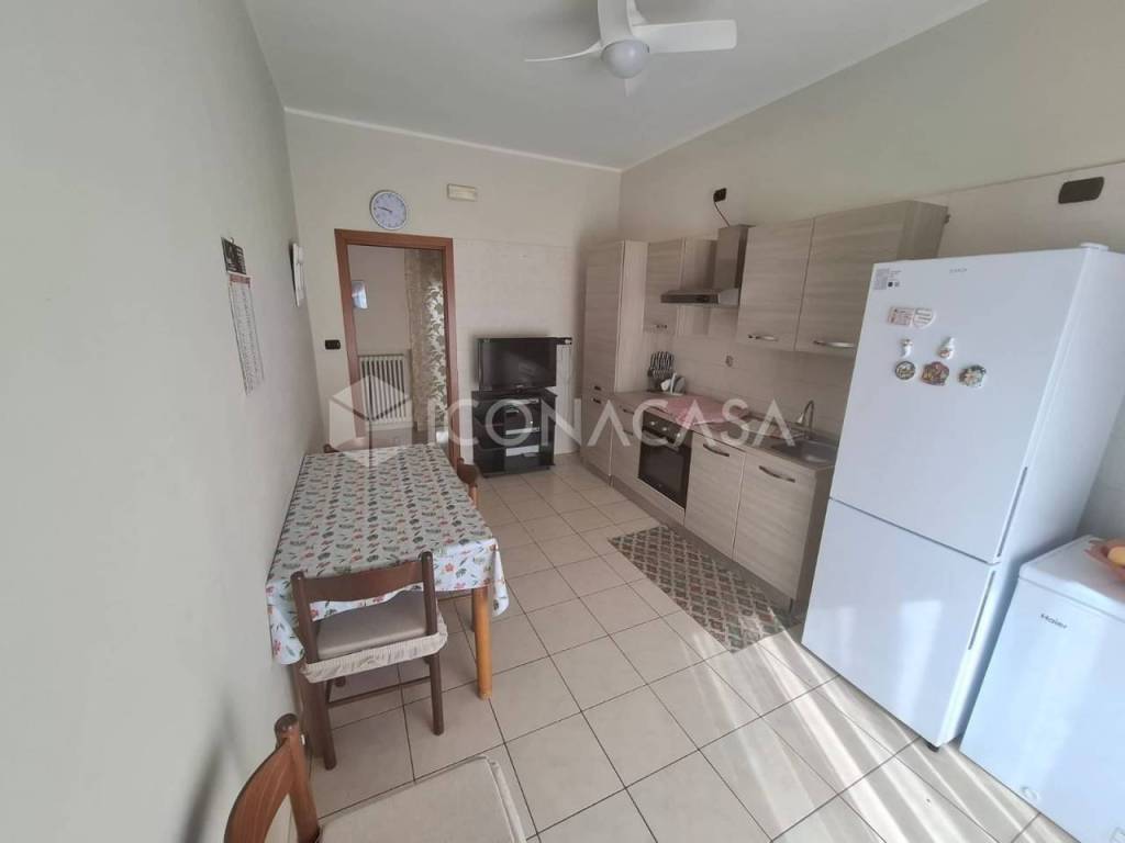 Appartamento a Adelfia in Via Domenico Nicolai, 127 - Foto 5
