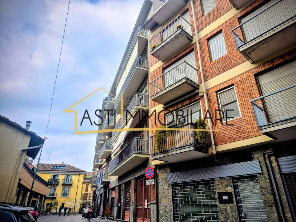 Appartamento a Asti in Via Giambattista De Rolandis, 29 - Foto 2