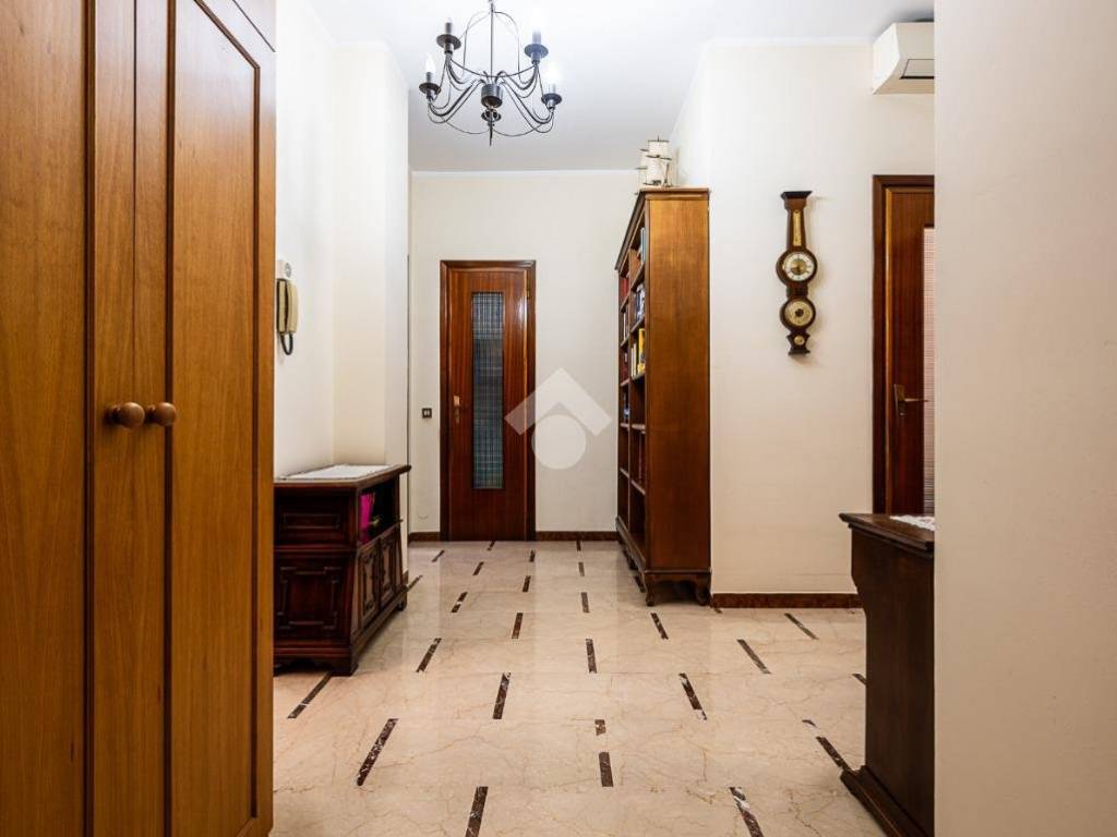 Appartamento a Venaria reale in Via Arduino Iseppon - Foto 3