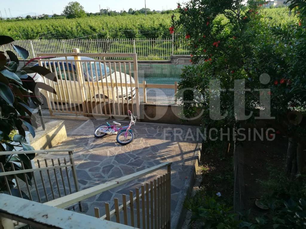 Villetta a schiera a Sparanise in via medaglie d'oro - Foto 2