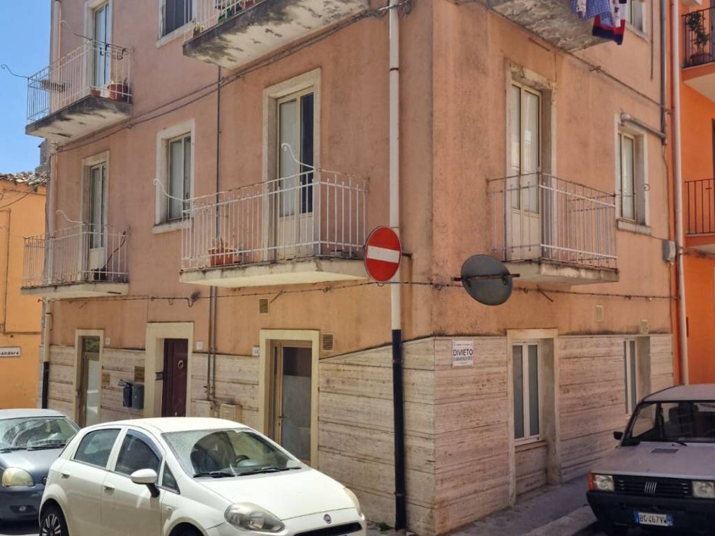 Appartamento a Ragusa in Via Gianbattista Odierna, 462 - Foto 2