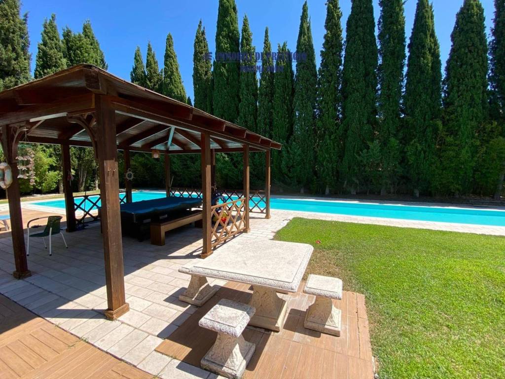 Villa a Chieuti in Via Giuseppe Di Vittorio - Foto 3