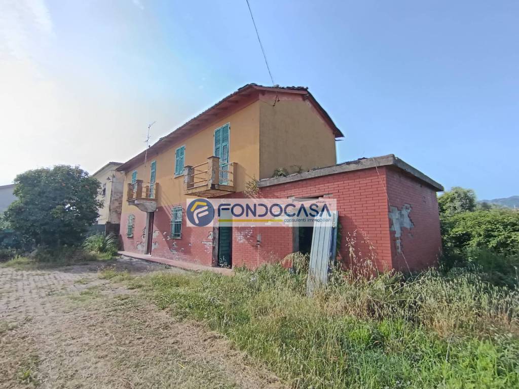 Casa indipendente a Sarzana in via rubiano - Foto 3