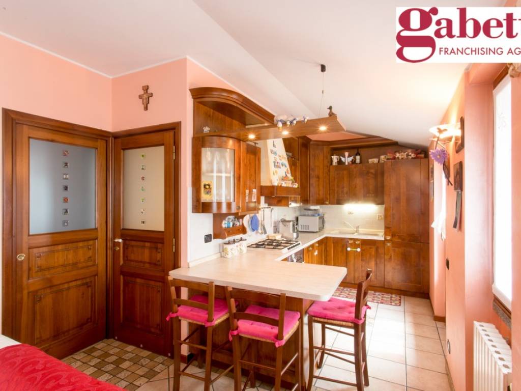 Appartamento a La valletta brianza in VIA GALLAVRESI, 8 - Foto 5