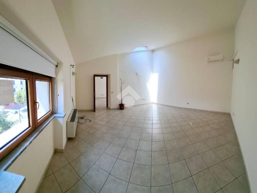 Appartamento a Castrovillari in VIA ROMA, 8 - Foto 2
