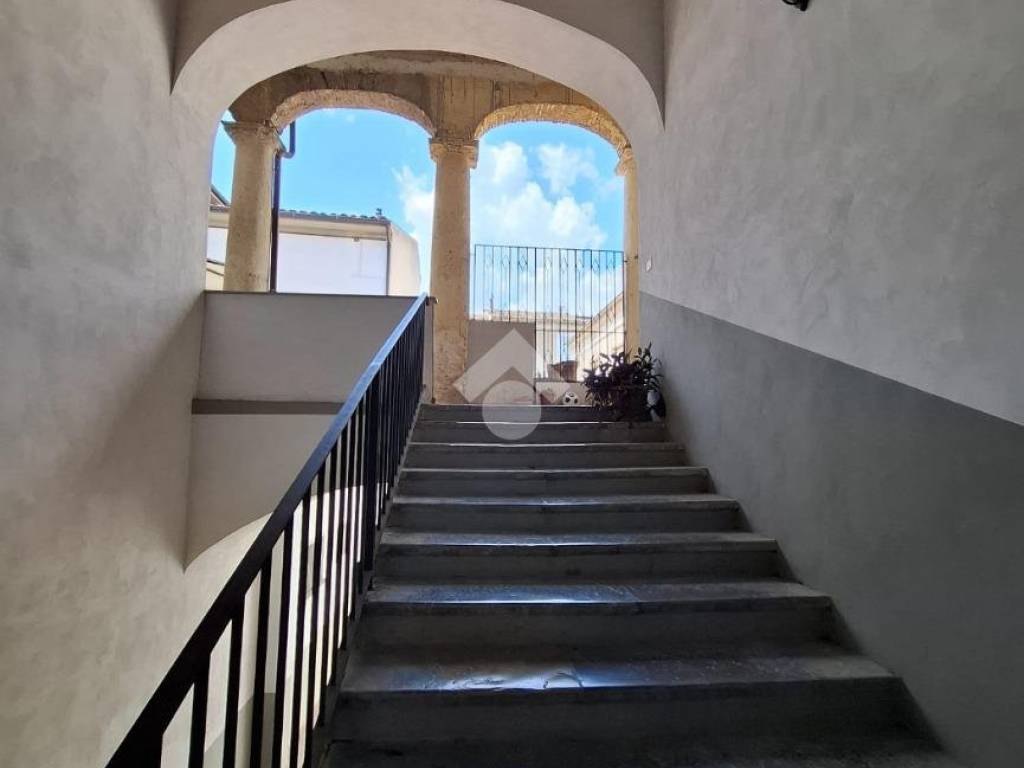 Appartamento a Castrovillari in VIA ROMA, 8 - Foto 3