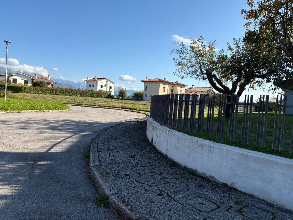 Terreno a Majano - Foto 2