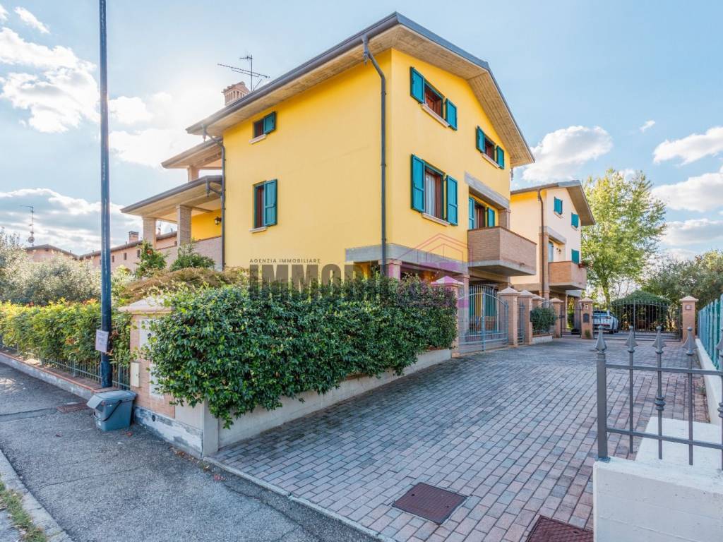 Villa a Quattro castella in Via Danubio, 14 quattro castella - Foto 3