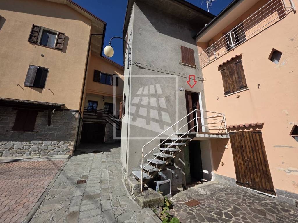 Appartamento a Ventasso in via Tognone, 15 - Foto 4