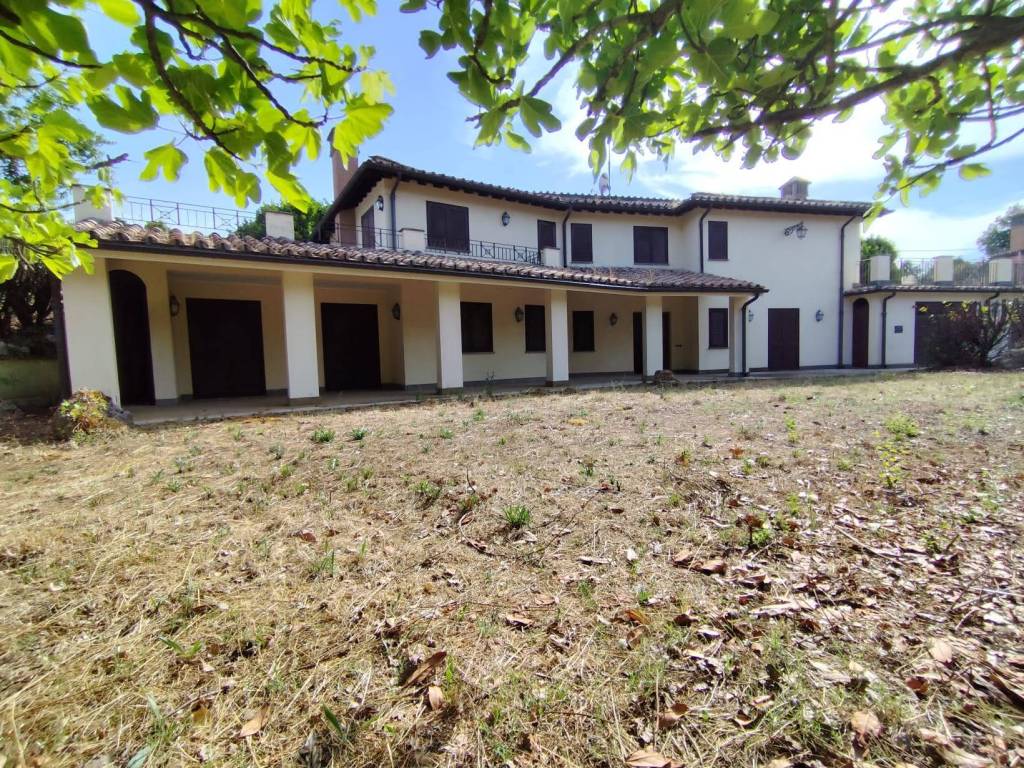 Villa a Campagnano di roma in Strada delle Pastine - Foto 3