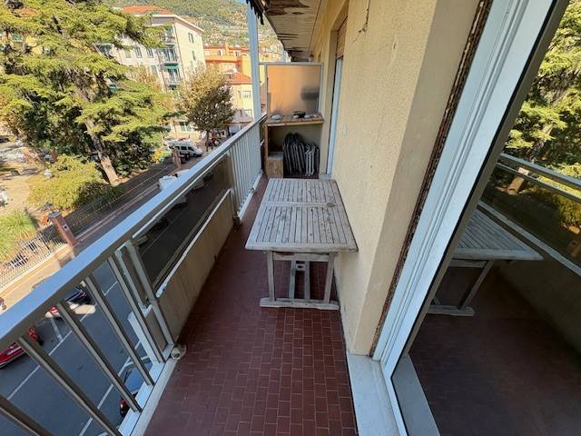 Appartamento a Ventimiglia in Via Milite Ignoto, 3 - Foto 2