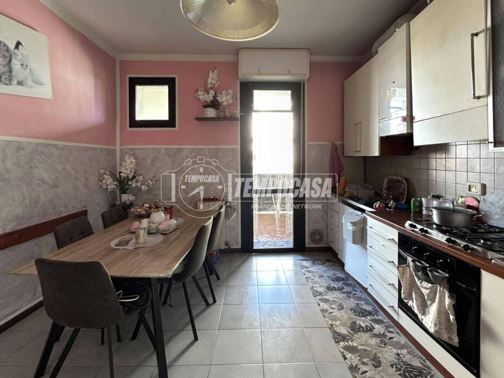 Appartamento a Chiari in Via Sant'Angela Merici - Foto 4