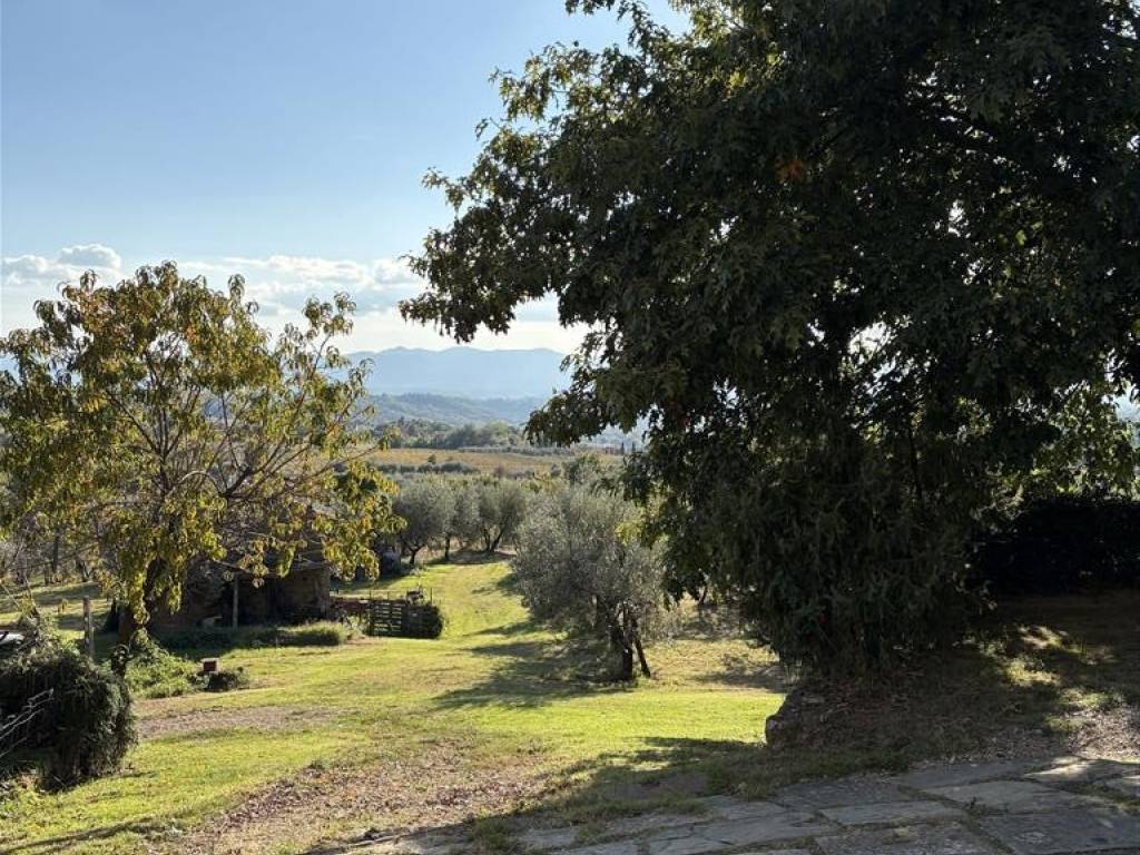 Appartamento a Loro ciuffenna in Strada Provinciale Setteponti - Foto 3