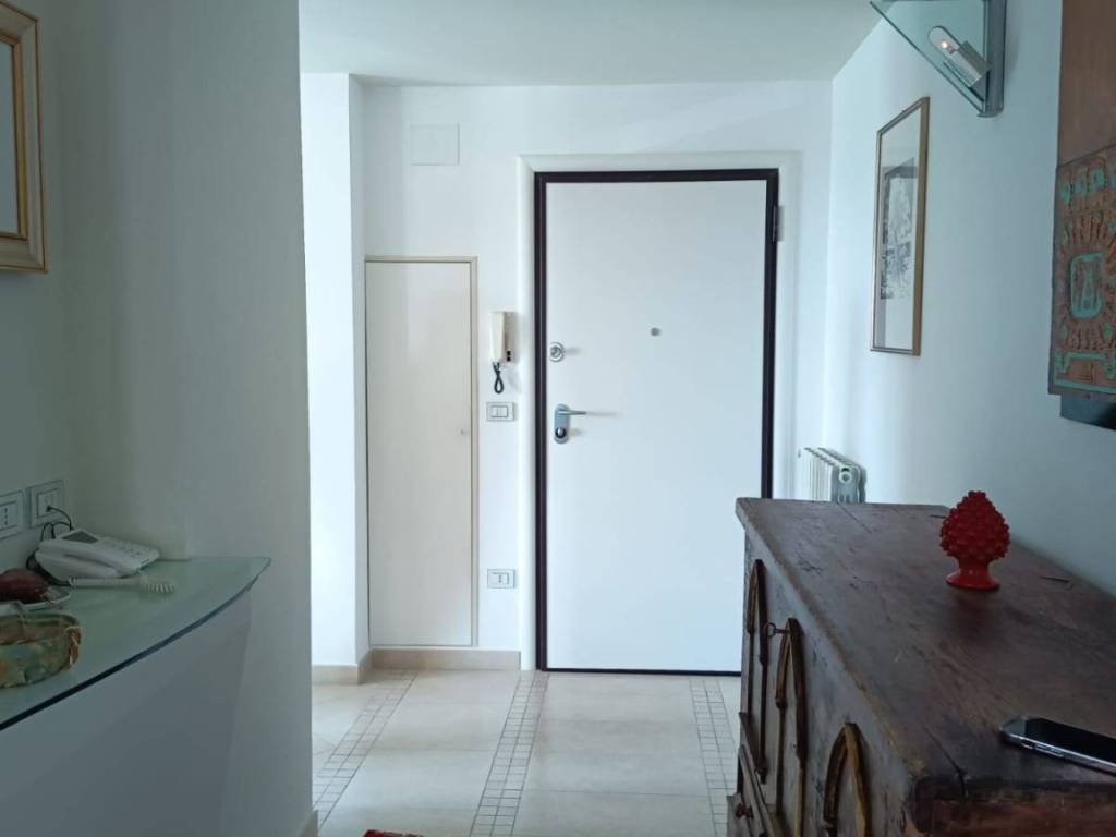 Appartamento a Taranto in Viale Virgilio, 115 - Foto 2