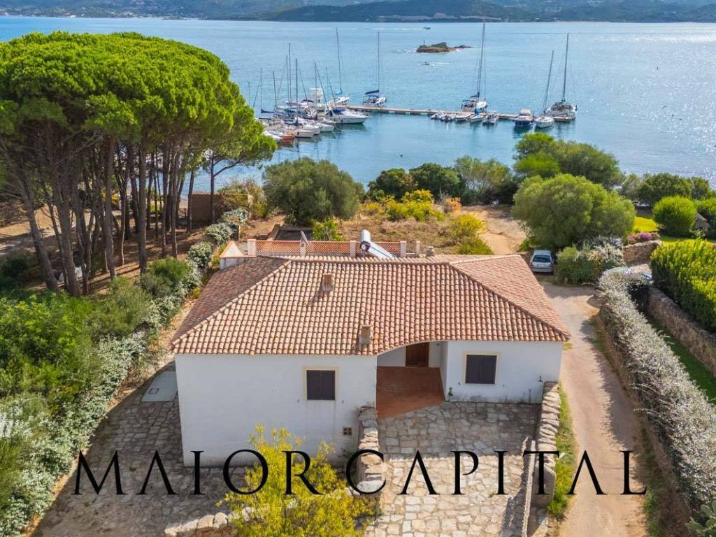 Villa a Arzachena in Via Nazionale - Foto 2