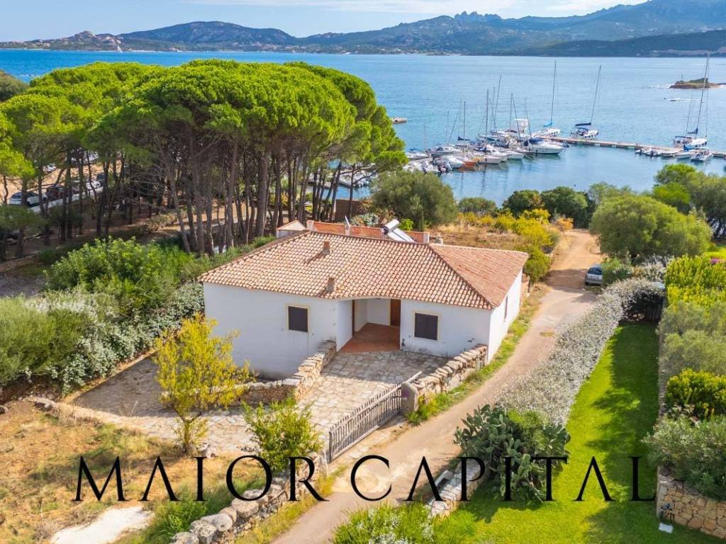Villa a Arzachena in Via Nazionale - Foto 3