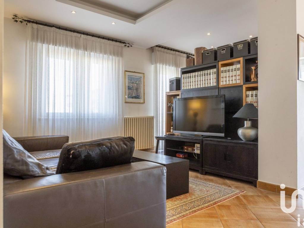 Attico / mansarda a Civitanova marche in Via Castelfidardo, 41 - Foto 3