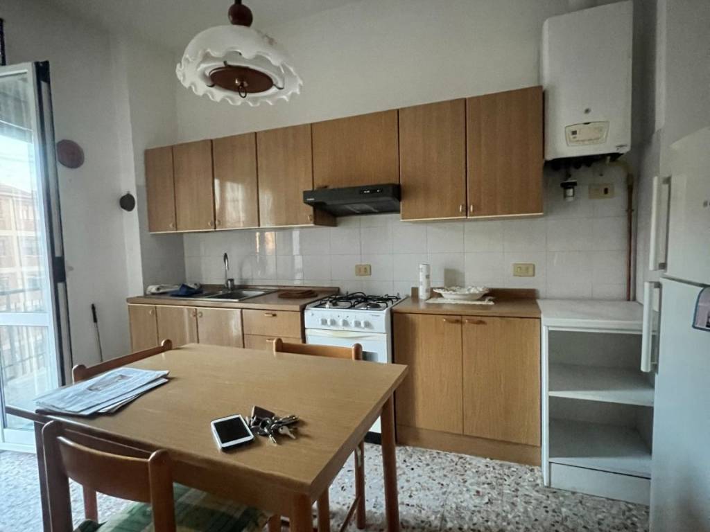 Appartamento a Piacenza in Viale Dante Alighieri - Foto 4
