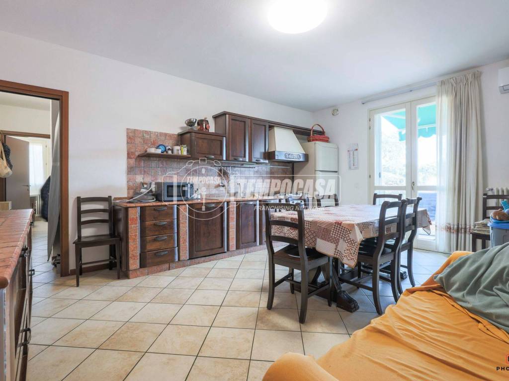 Appartamento a Massa lombarda in Via Gian Battista Bassi - Foto 4