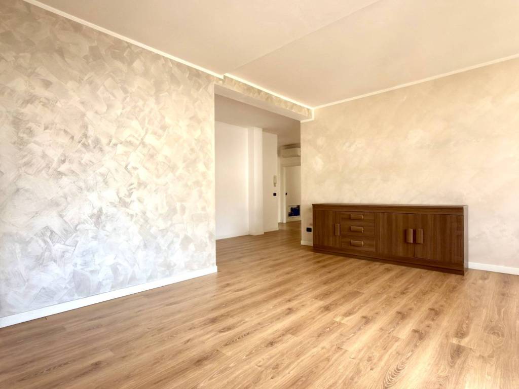 Appartamento a Morbegno in Via Pietro Paolo Parravicini, 26 - Foto 5