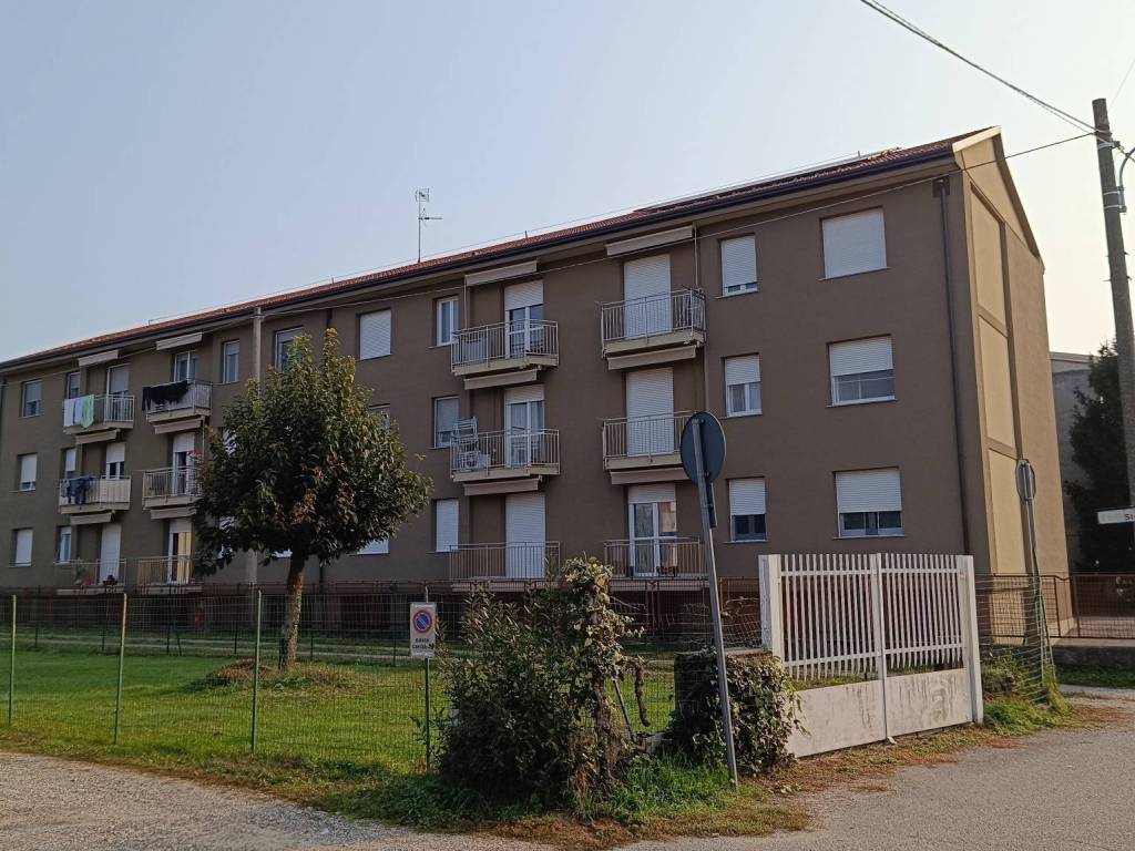 Appartamento a Samarate in Via Achille Grandi, 22 - Foto 3