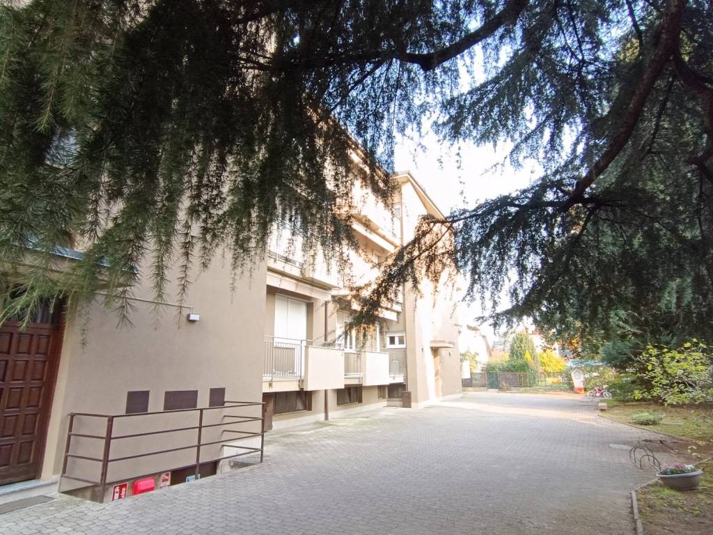Appartamento a Samarate in Via Achille Grandi, 22 - Foto 4