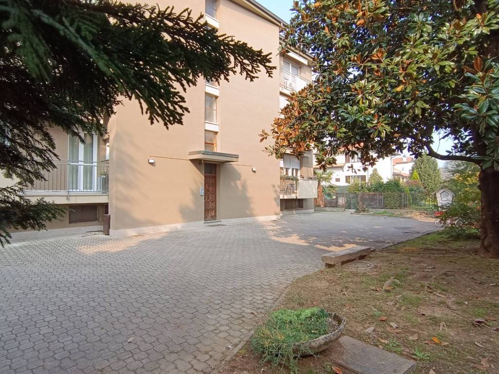 Appartamento a Samarate in Via Achille Grandi, 22 - Foto 5