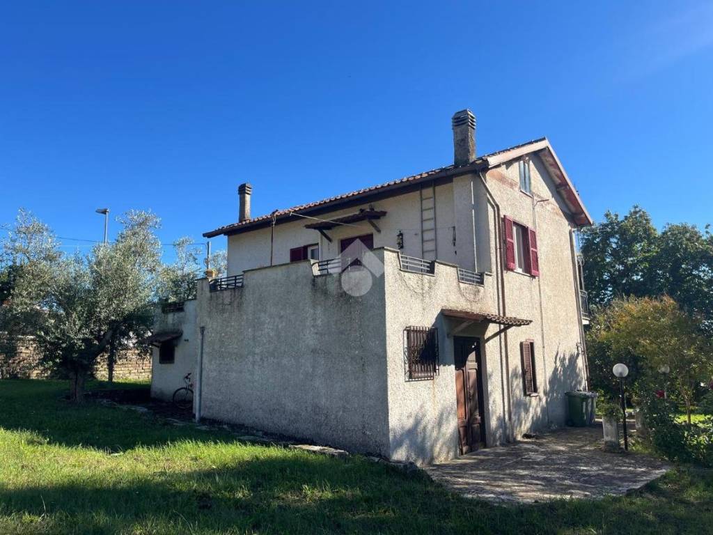 Casa indipendente a Palestrina in Via del Piscarello - Foto 3