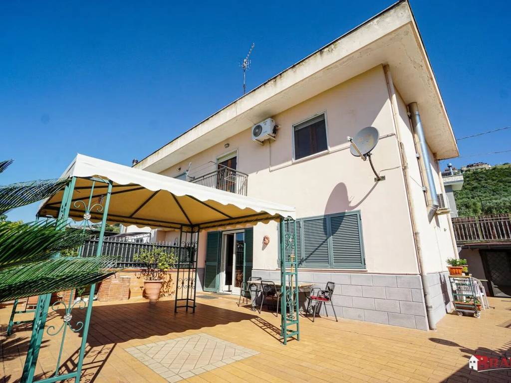 Villa a Eboli in Via Cosimo Naponiello, 10 - Foto 2