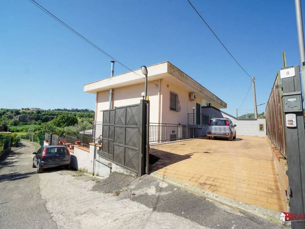 Villa a Eboli in Via Cosimo Naponiello, 10 - Foto 3