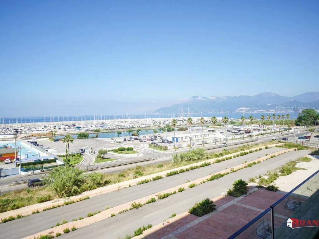 Appartamento a Salerno in Via Salvador Allende No Number - Foto 4