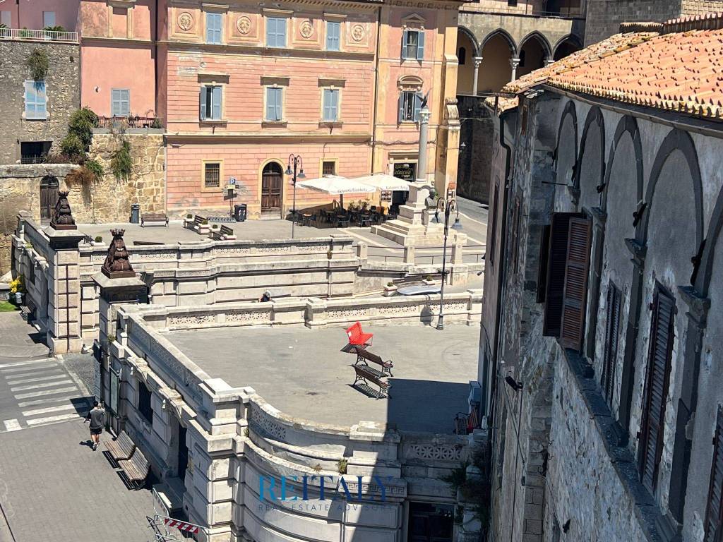 Palazzo / stabile a Tarquinia in Piazza Camillo Benso di Cavour - Foto 5