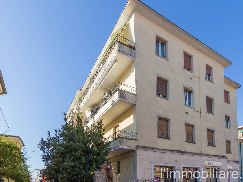 Appartamento a Verona in Viale Spolverini, 50 - Foto 2