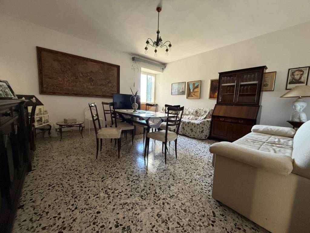 Appartamento a Gubbio in Via del Cemento, 9 - Foto 2