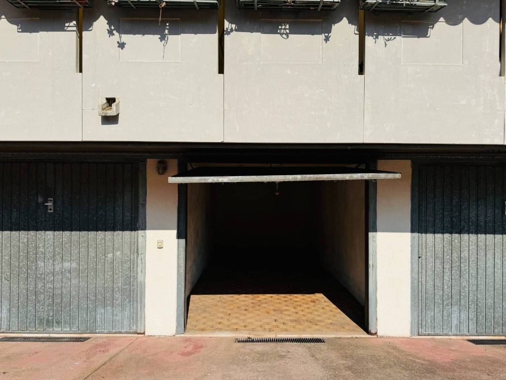 Box / garage a Latisana in Via Guglielmo Perosa - Foto 3