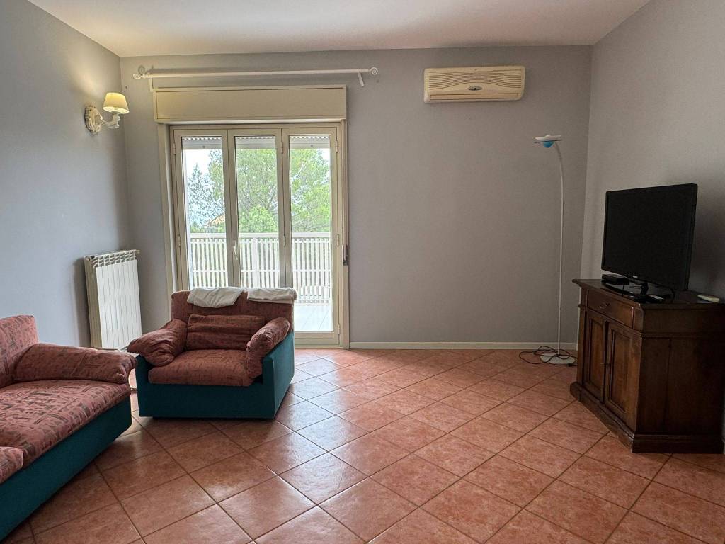 Appartamento a Caltanissetta in Via Giuseppe Gabrielli, 7 - Foto 2