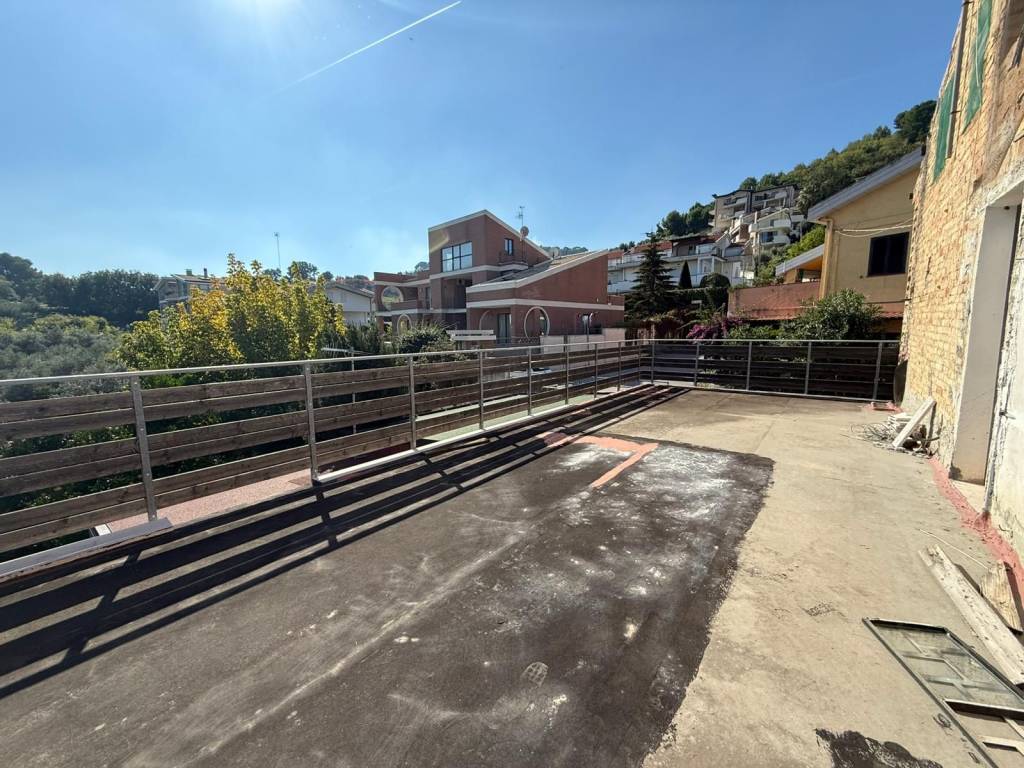 Appartamento a Montesilvano in Via Massimo d'Azeglio - Foto 2
