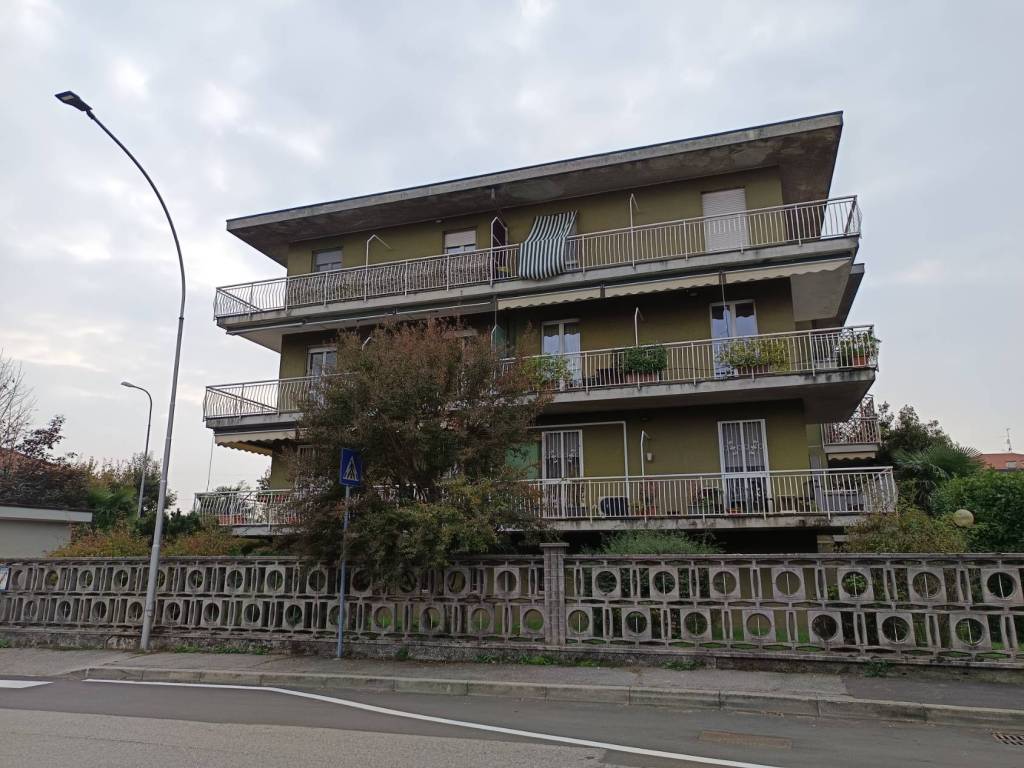 Box / garage a Bareggio in Via Piave, 118 - Foto 5