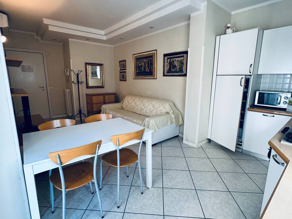 Appartamento a Riccione in Viale Giordano Bruno, 20 - Foto 4