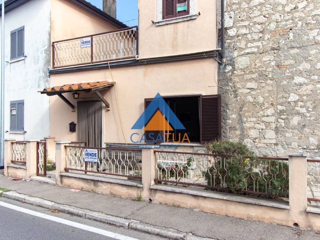 Casa indipendente a Guardea in Via Vittorio Emanuele - Foto 2
