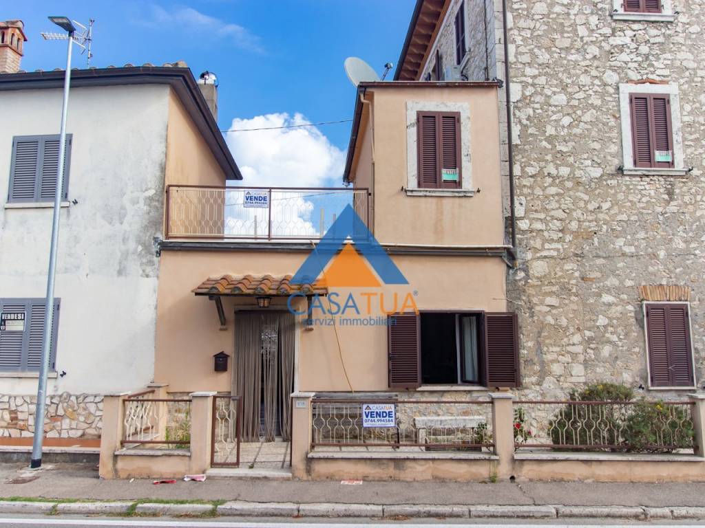 Casa indipendente a Guardea in Via Vittorio Emanuele - Foto 3