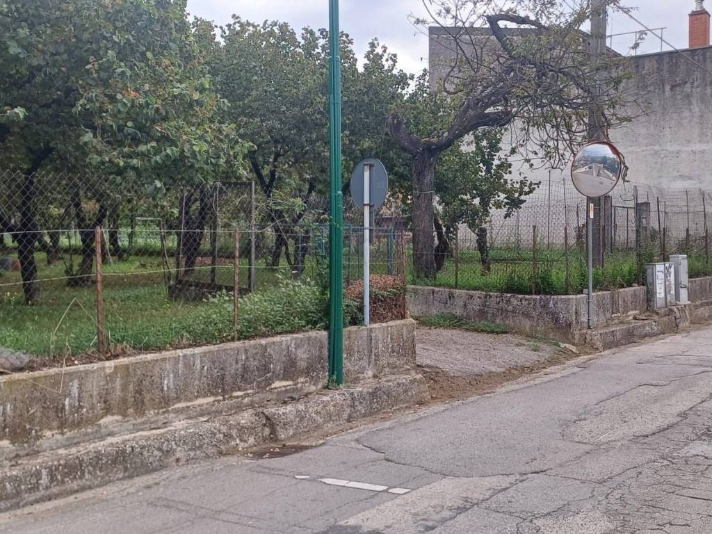 Terreno a Cesinali in Via Turci - Foto 3