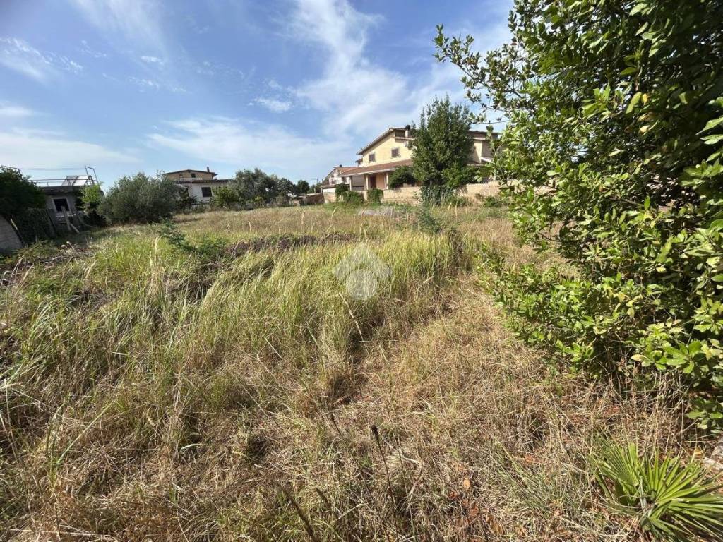 Terreno a Aprilia in VIA GIDORA - Foto 3