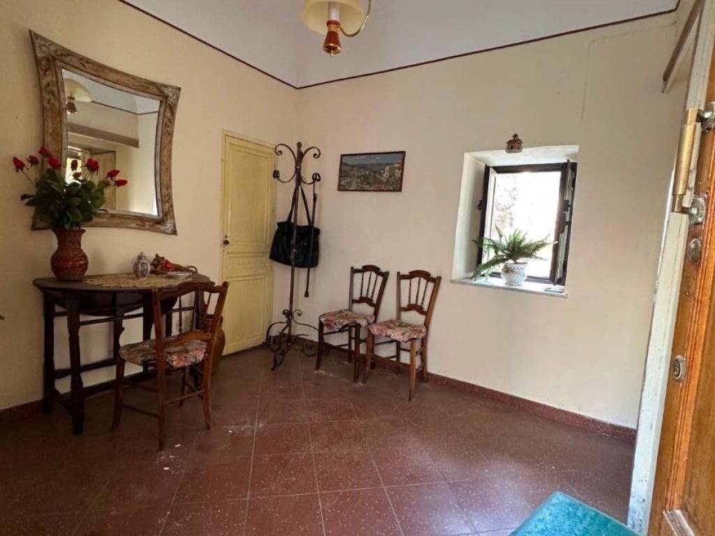 Casa indipendente a Isnello in Piazza Giuseppe Mazzini, 8 - Foto 5
